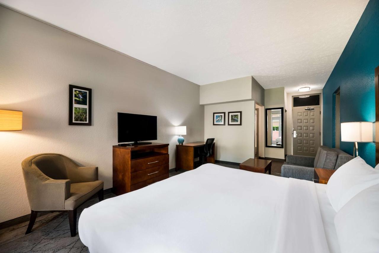Surestay Plus Hotel By Best Western The Villages Лейди Лейк Екстериор снимка