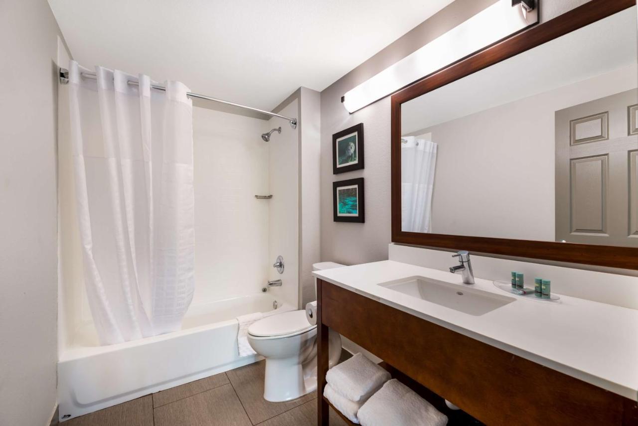 Surestay Plus Hotel By Best Western The Villages Лейди Лейк Екстериор снимка